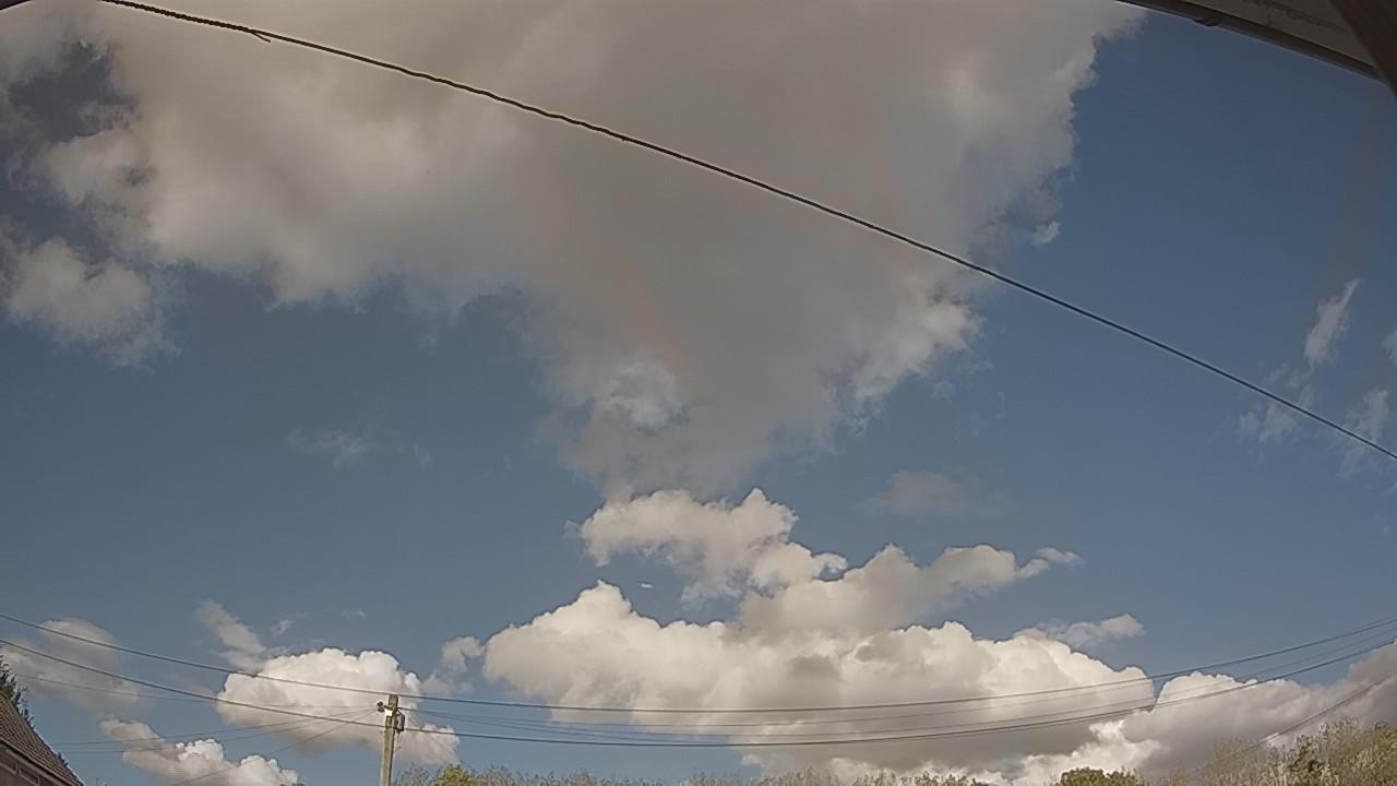 20261001_143702_cam2.jpg
