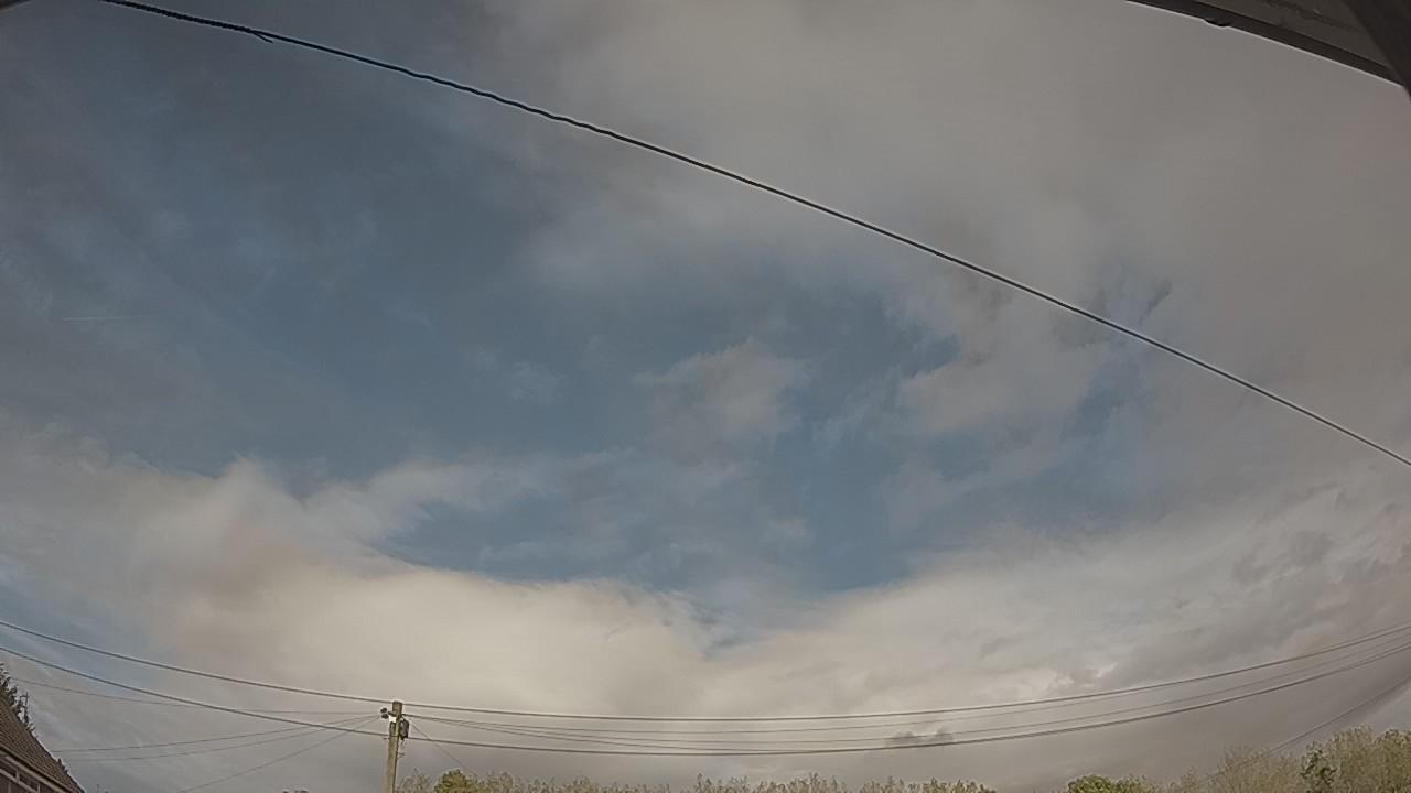 20261002_140412_cam2.jpg