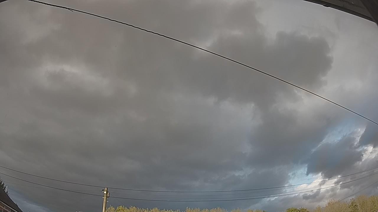 20261002_163820_cam2.jpg