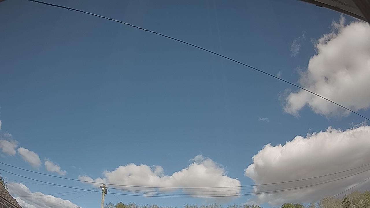 20261003_124333_cam2.jpg