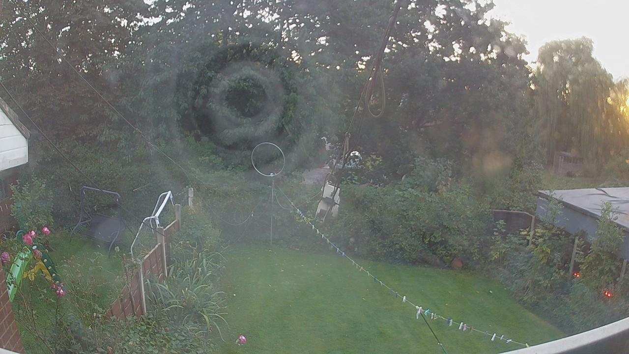 20261004_171635_cam1.jpg