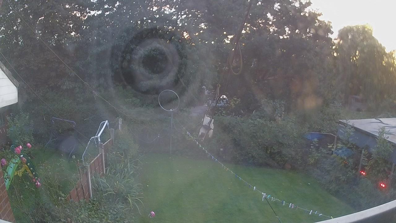 20261004_174742_cam1.jpg