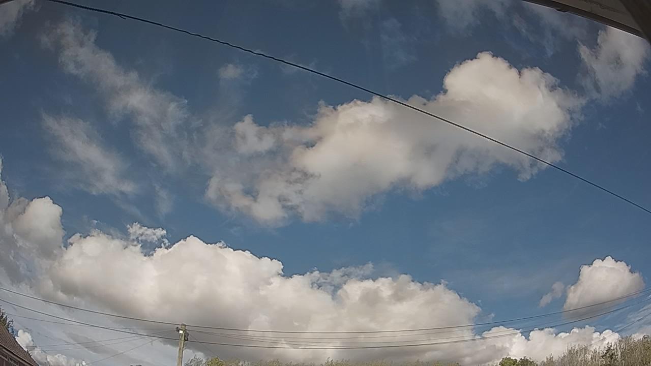 20261005_134302_cam2.jpg