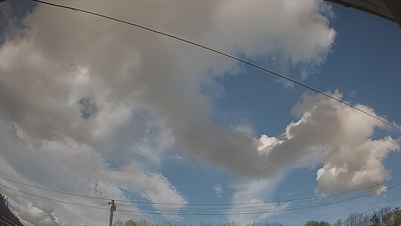 20261005_145110_cam2.jpg