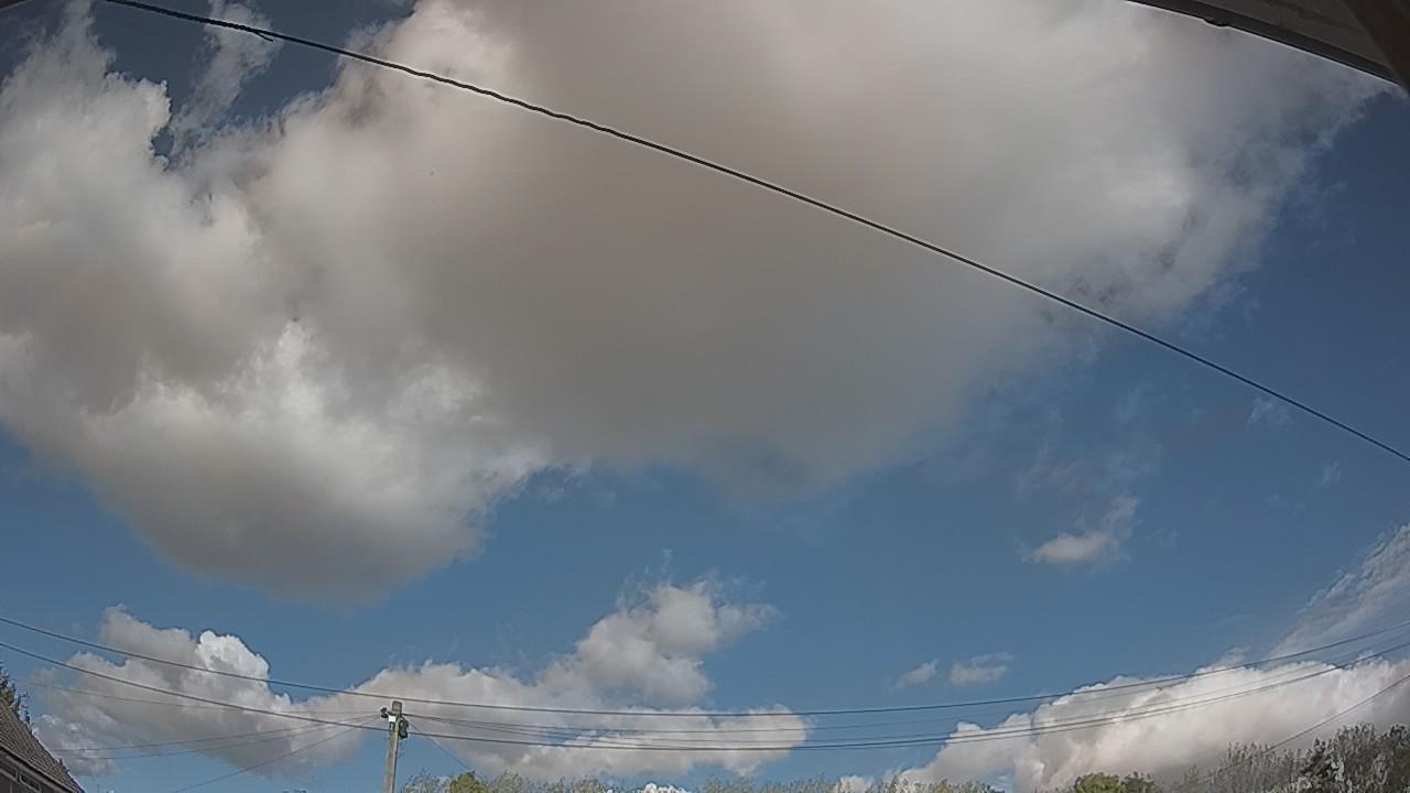 20261007_132747_cam2.jpg