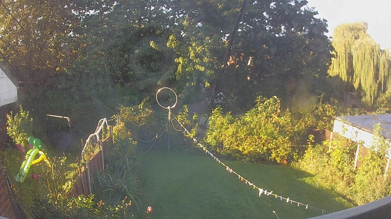20261008_074951_cam1.jpg