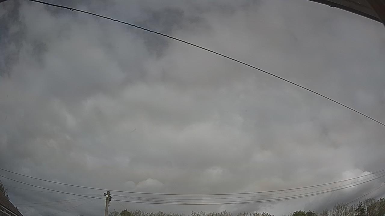 20261008_130354_cam2.jpg
