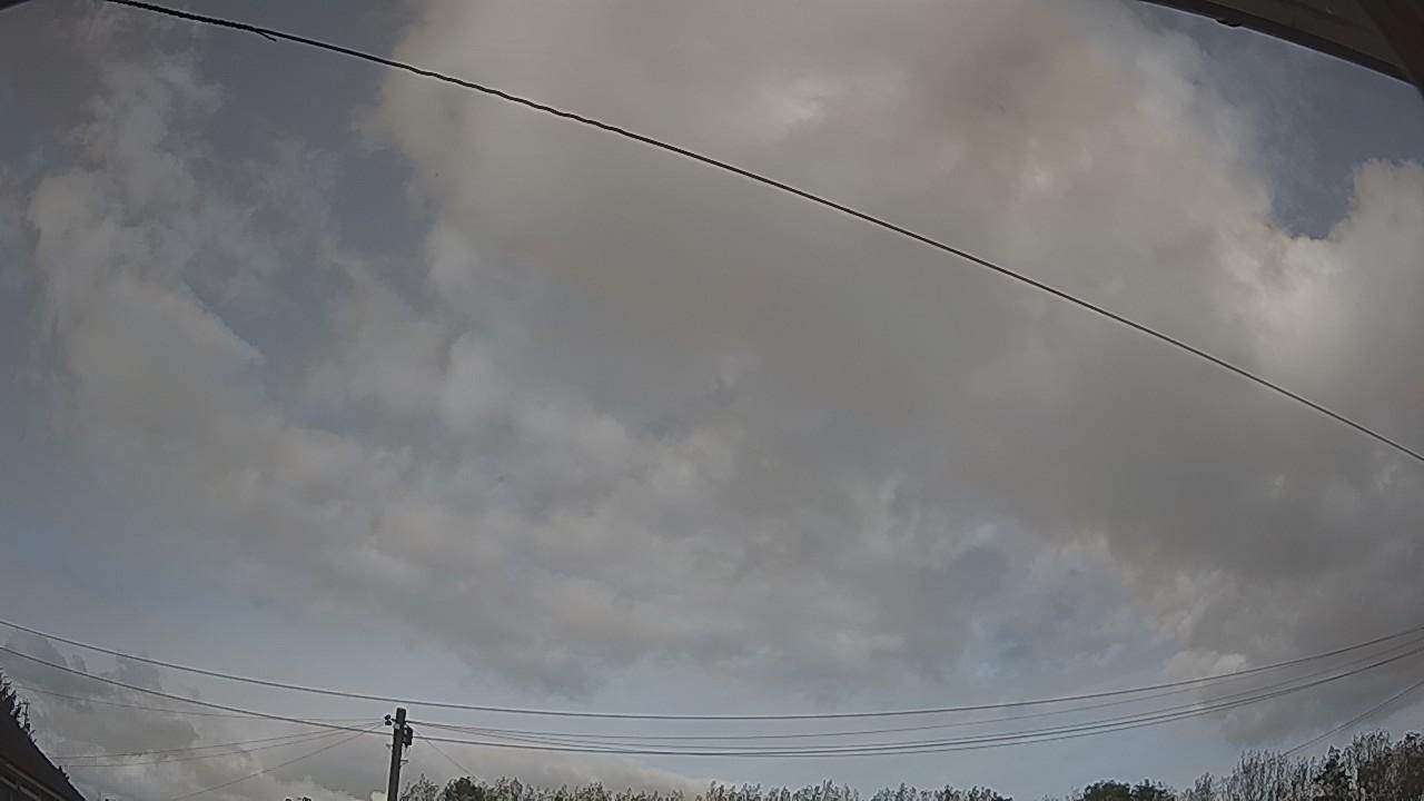 20261008_143905_cam2.jpg