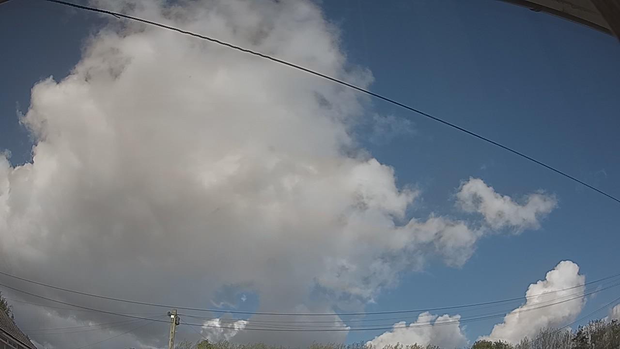20261009_135825_cam2.jpg