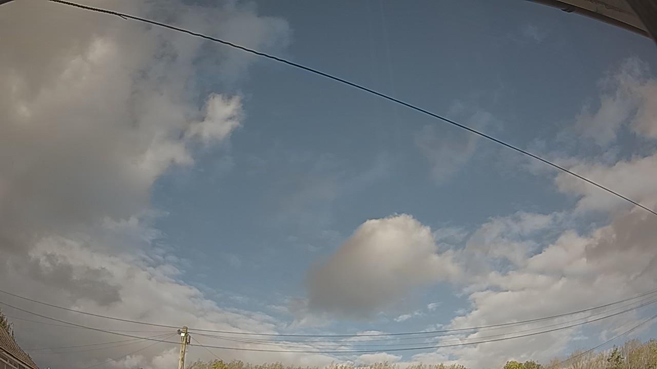 20261009_143252_cam2.jpg
