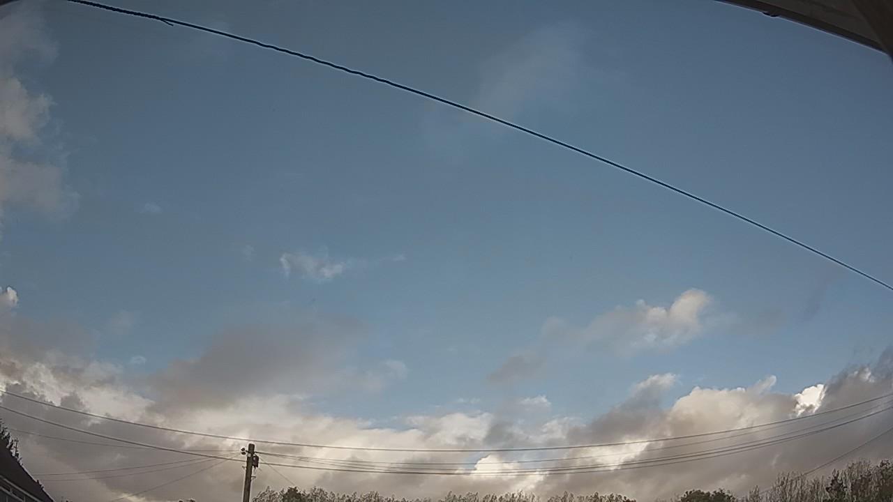 20261009_155705_cam2.jpg