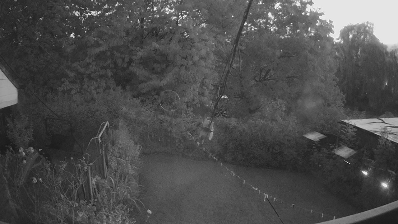 20261009_180143_cam1.jpg