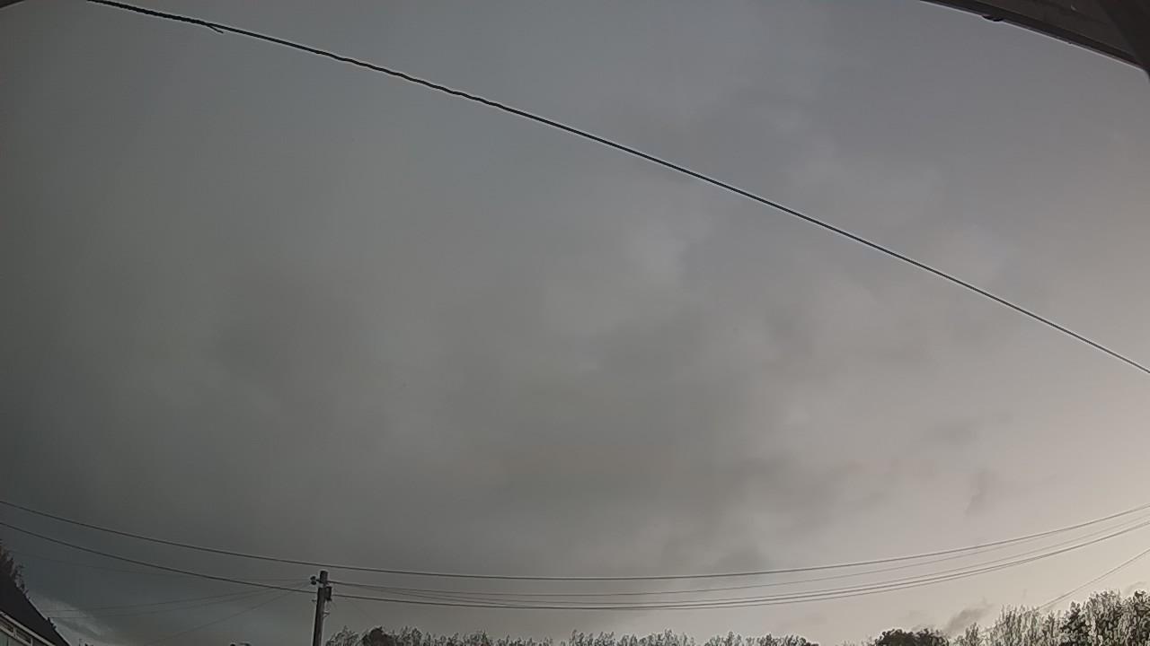 20261010_061713_cam2.jpg