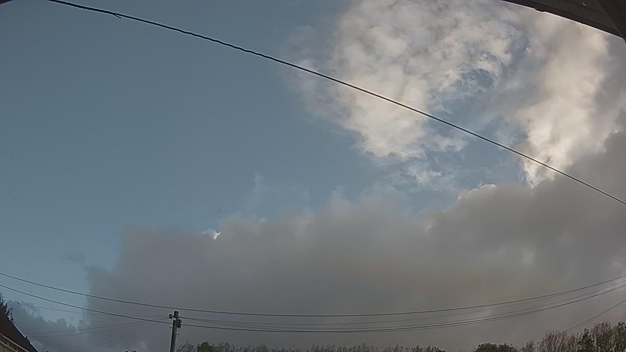 20261010_073141_cam2.jpg