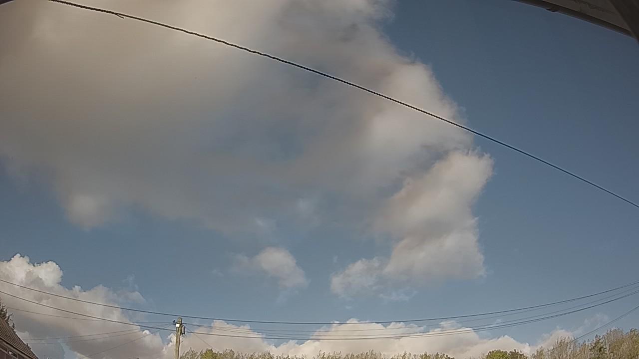 20261010_143732_cam2.jpg