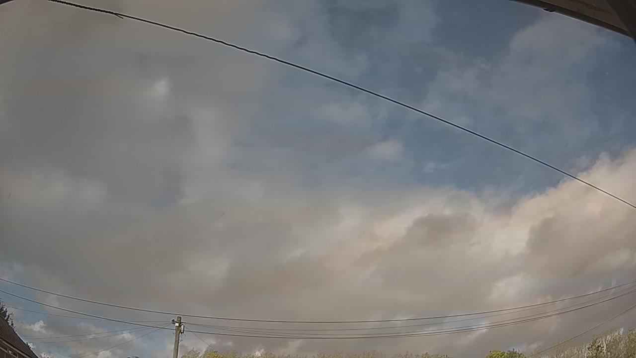 20261010_152740_cam2.jpg