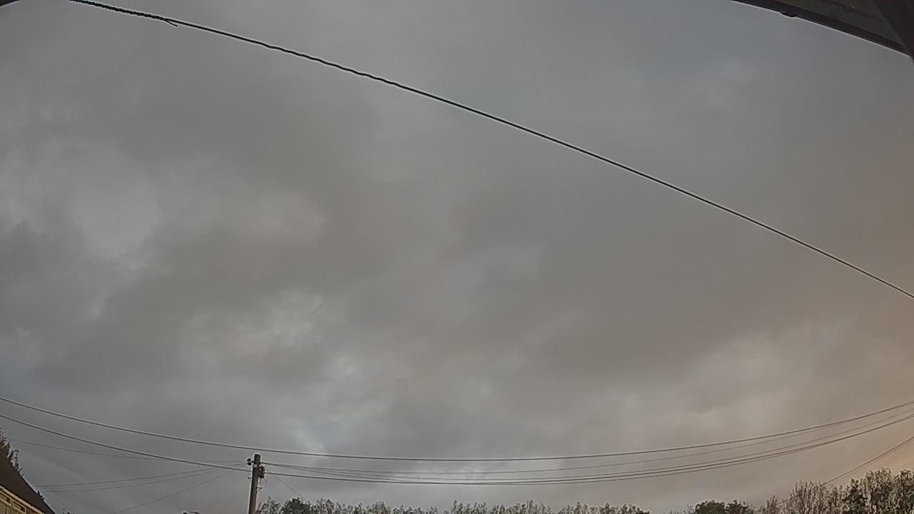20261011_070842_cam2.jpg