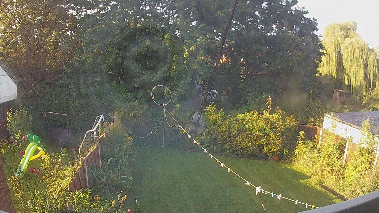 20261014_080424_cam1.jpg