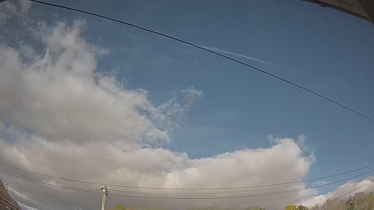 20261017_140203_cam2.jpg