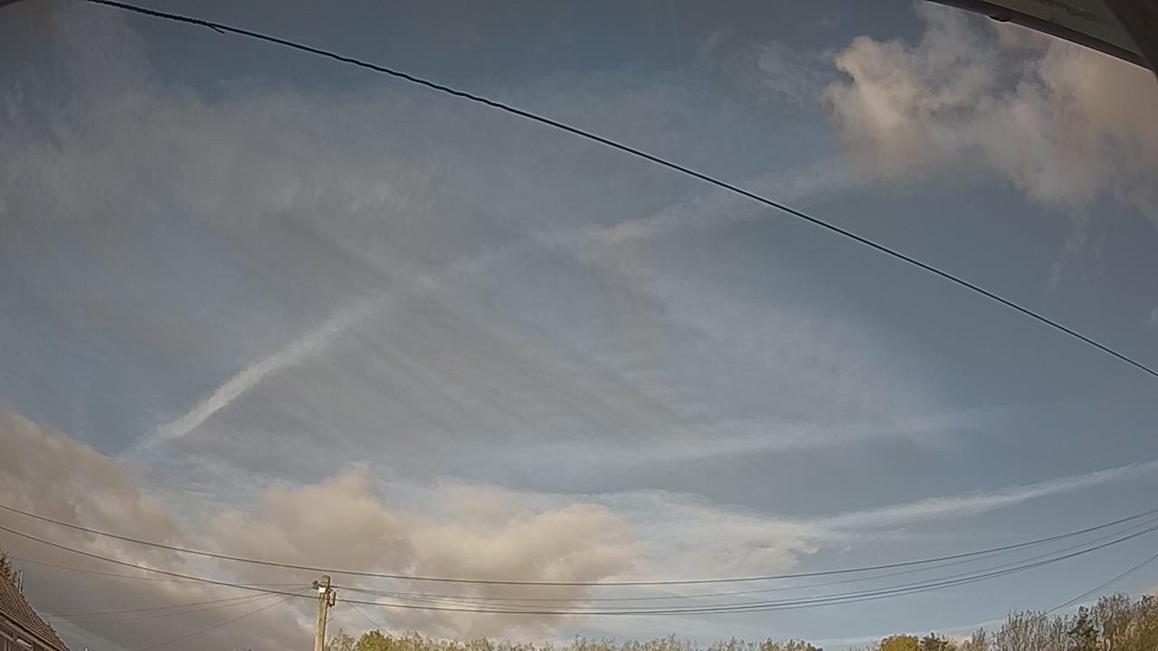20261017_144350_cam2.jpg