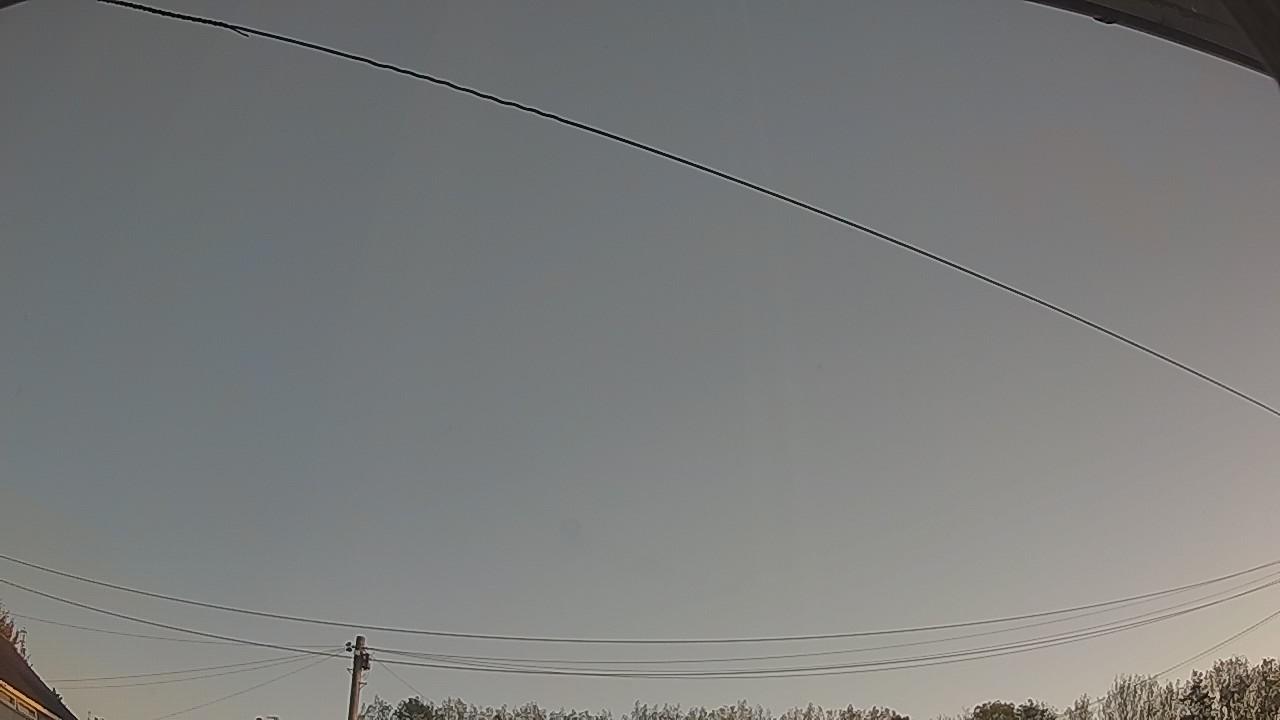 20261018_070112_cam2.jpg