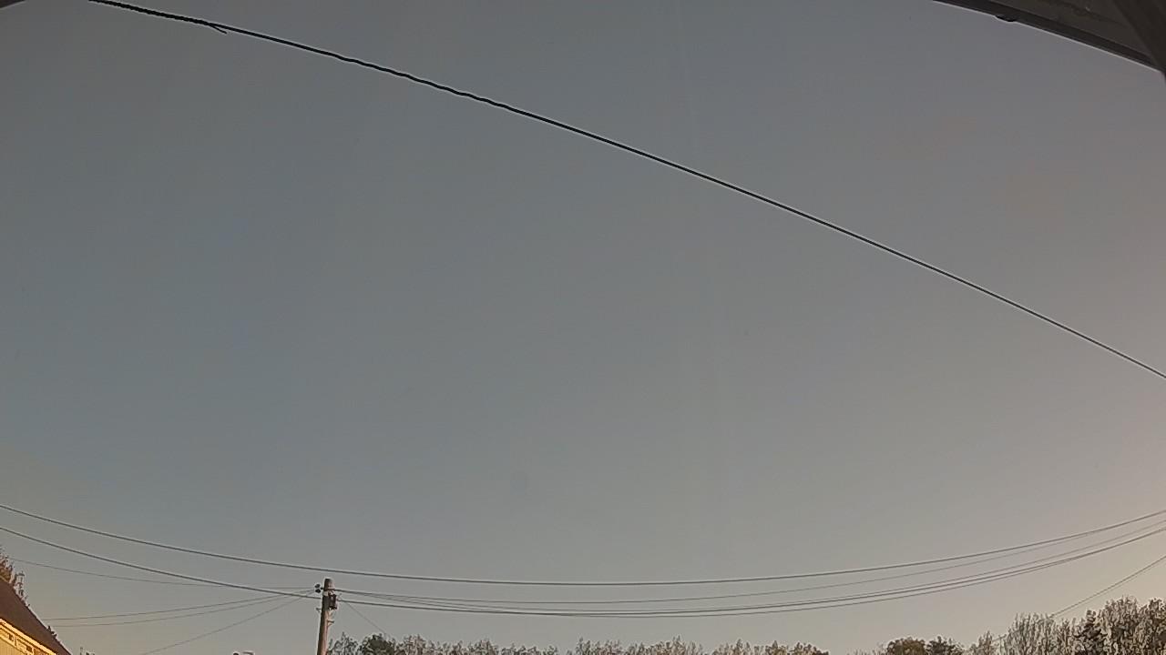 20261018_070930_cam2.jpg
