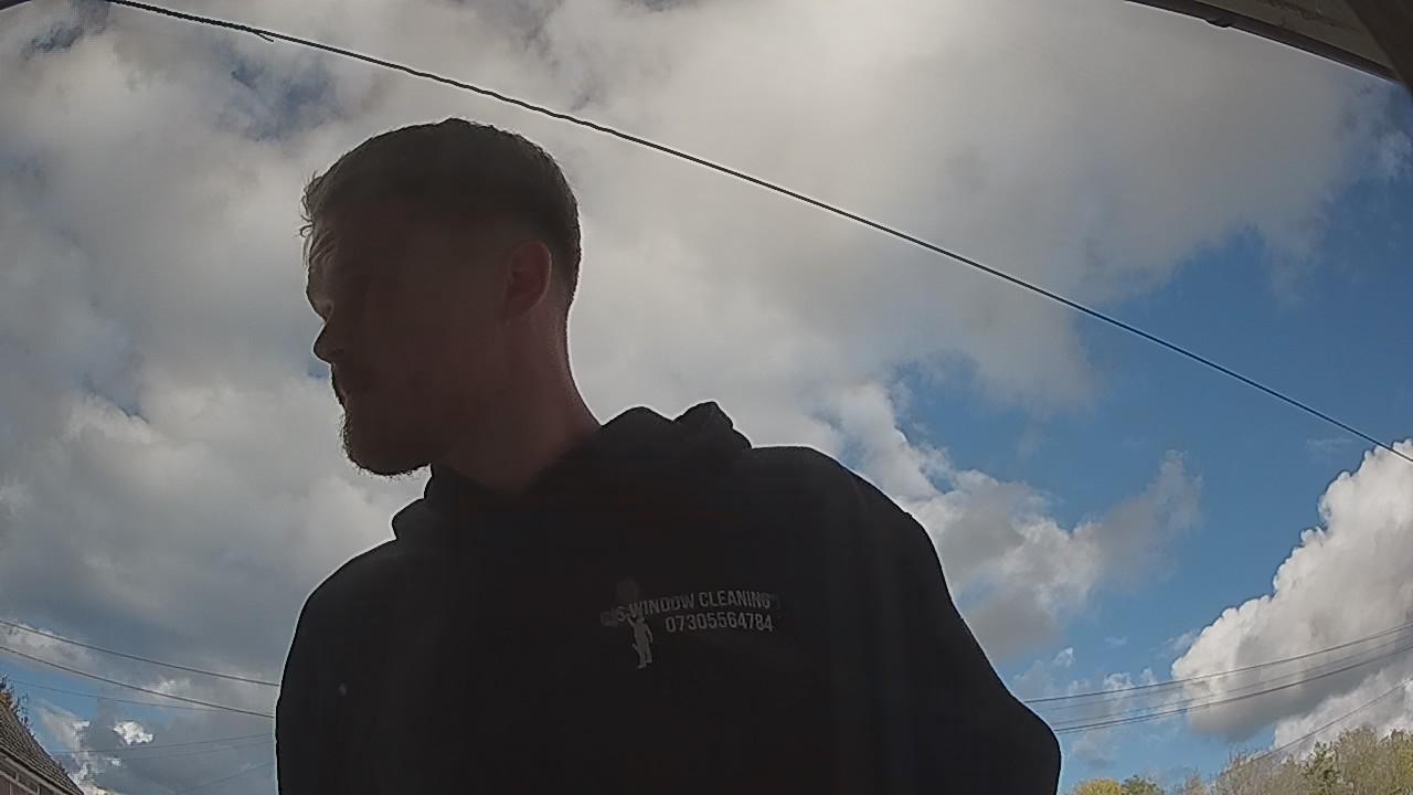 20261022_143415_cam2.jpg