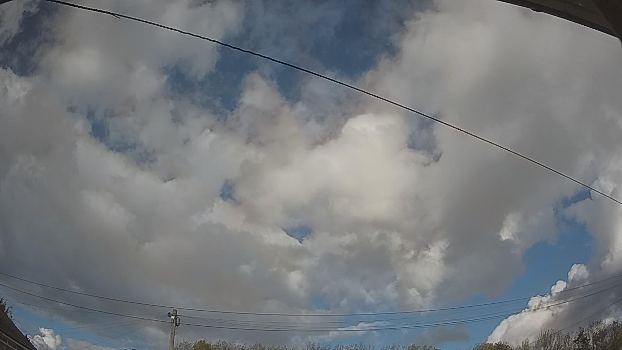 20261022_143824_cam2.jpg