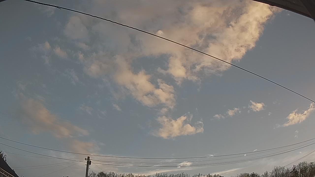 20261023_071458_cam2.jpg