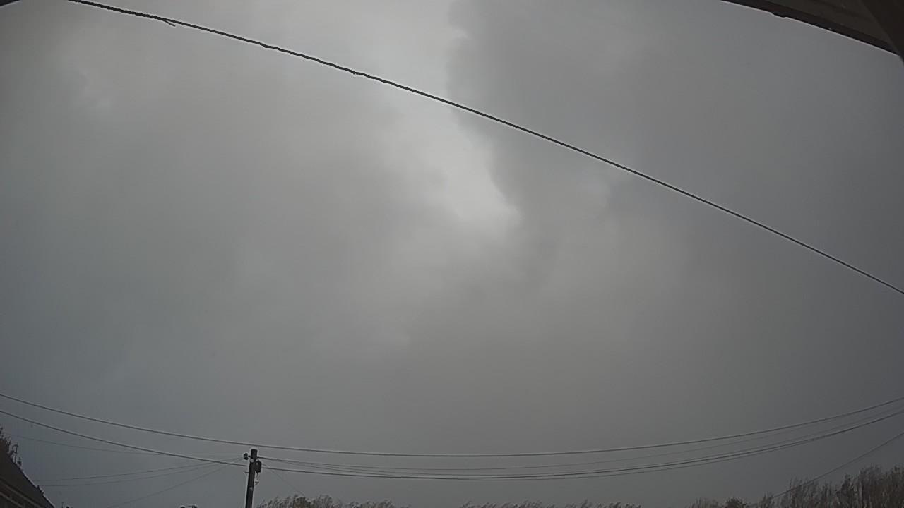 20261025_070128_cam2.jpg