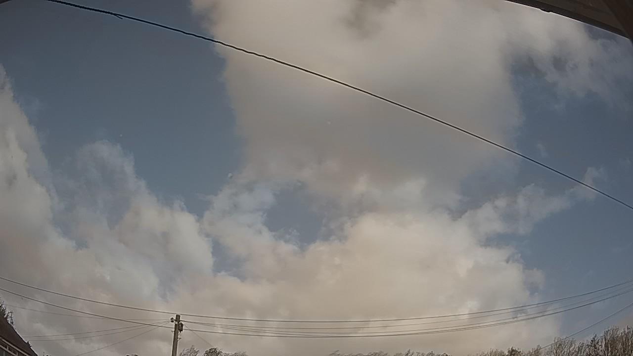 20261025_122944_cam2.jpg