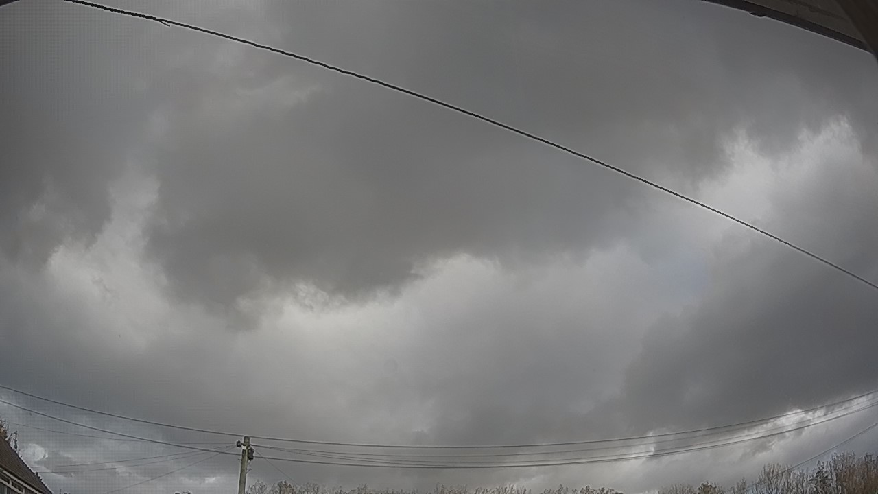 20261027_122741_cam2.jpg