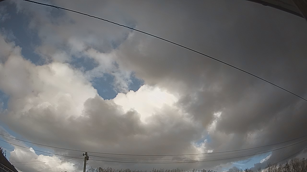 20261027_141342_cam2.jpg